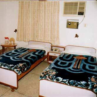 Radiant YMCA Tourist Hostel, Varanasi 3